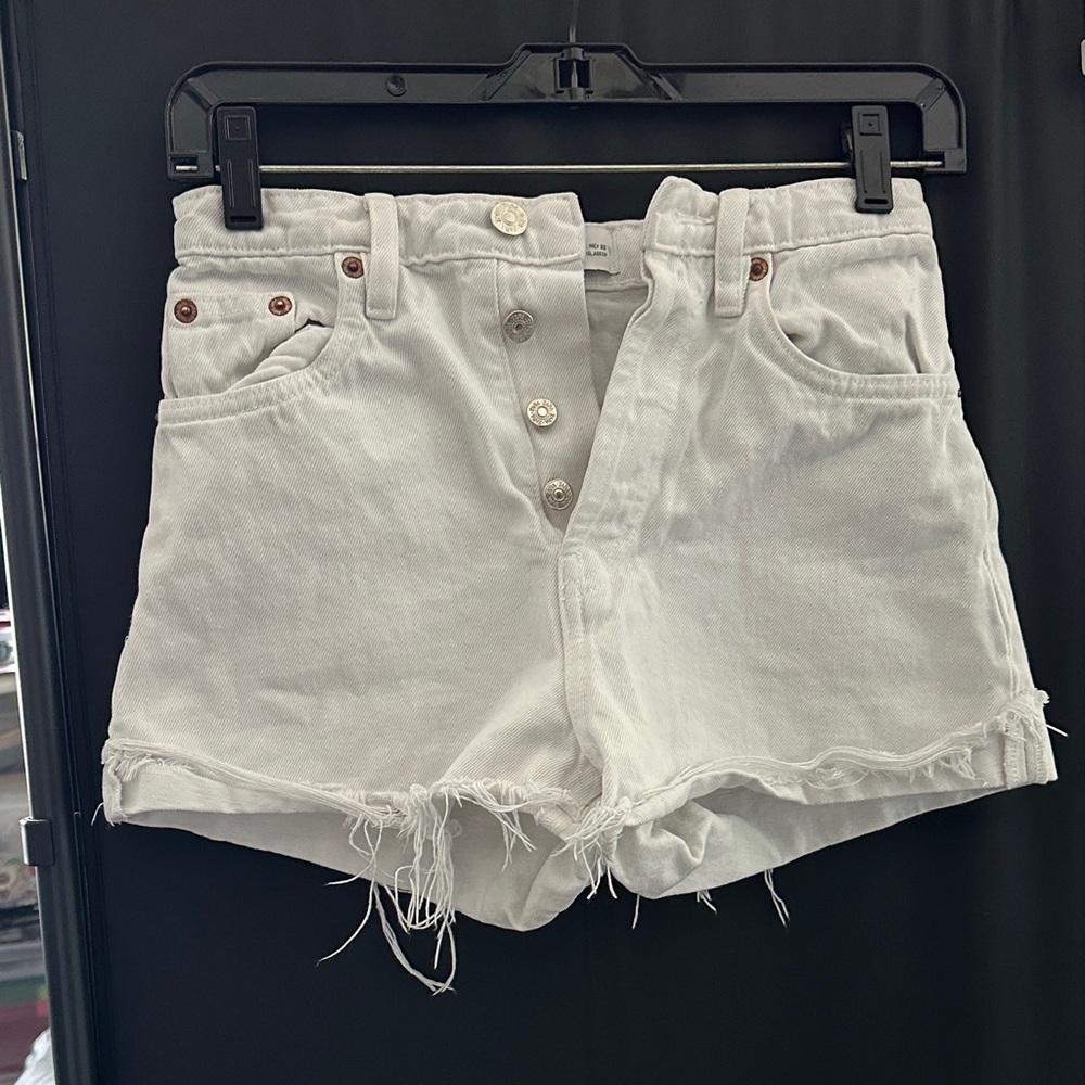 Zara Jean Shorts with Frayed Hem